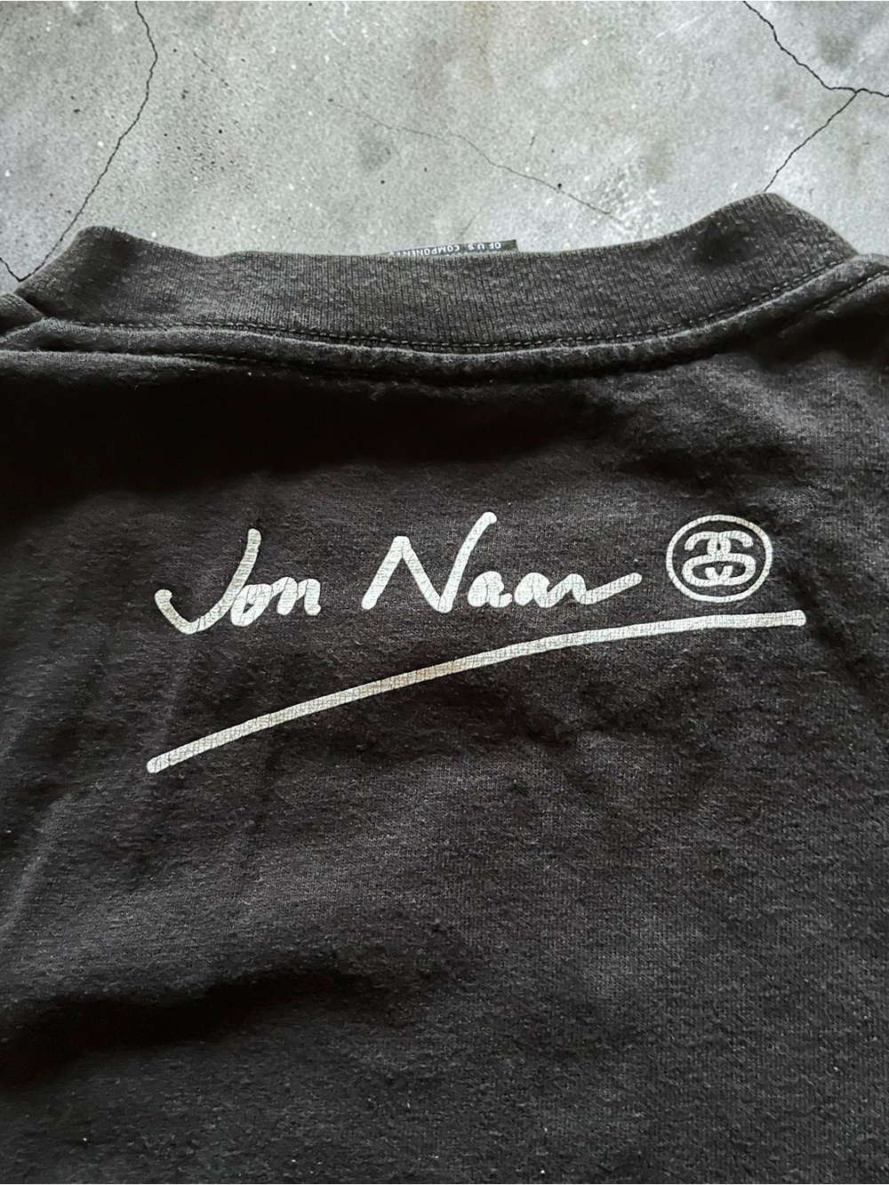 vintage 2000’s stussy x jon naar graphic tee - Picture 5 of 5